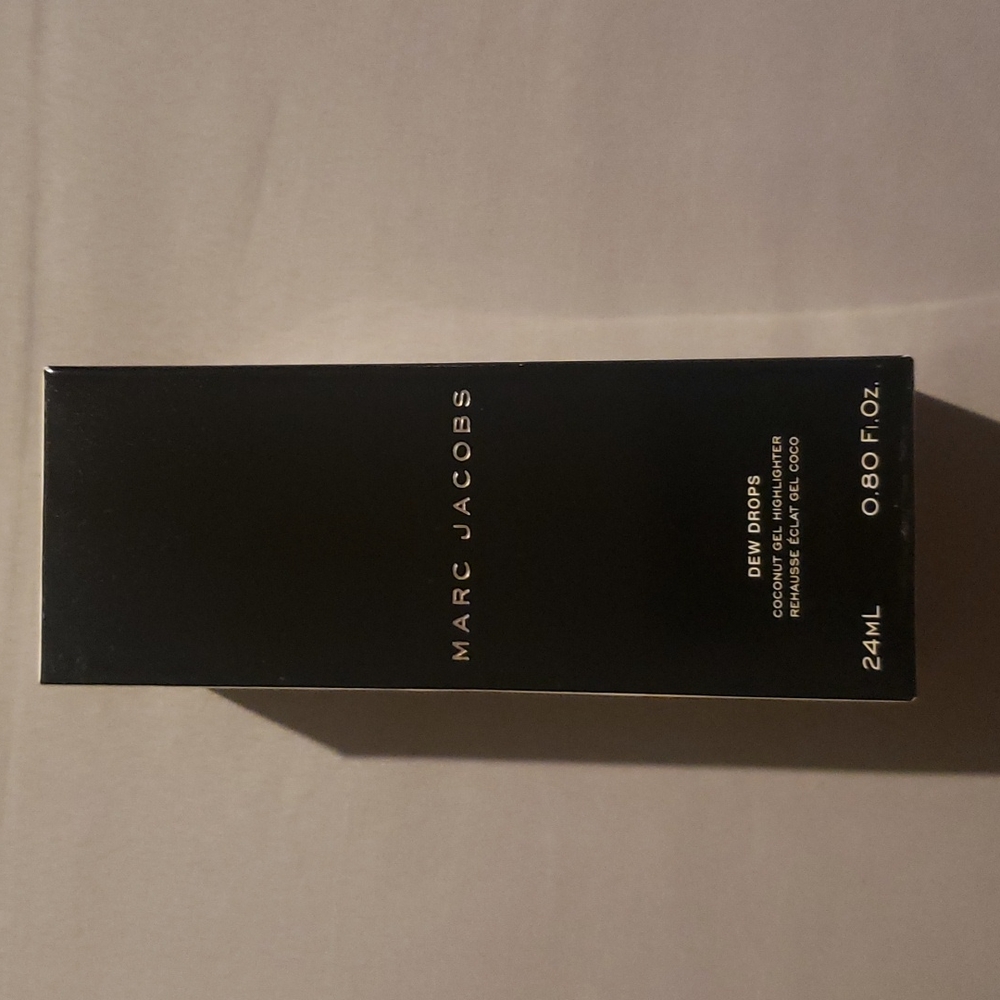 Marc Jacobs Dew Drops
